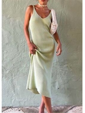 NWT Rails Shelby Ribbed Knit Midi Dress Agave Green Medium Cotton Silk V-Neck